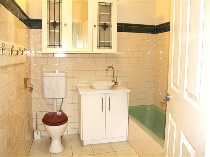 126 Mount Dandenong Road, Ringwood East VIC 3135