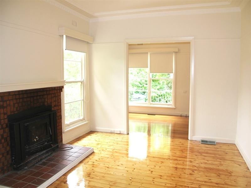 126 Mount Dandenong Road, Ringwood East VIC 3135