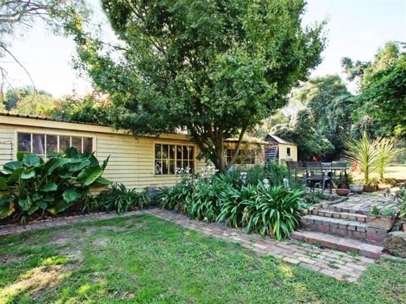 126 Mount Dandenong Road, Ringwood East VIC 3135