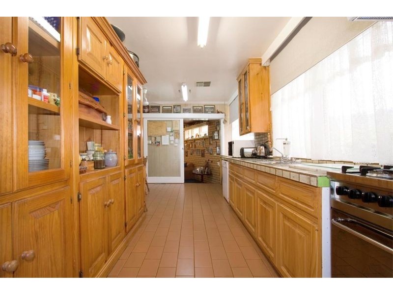 40 Orchard Street, Glen Waverley VIC 3150
