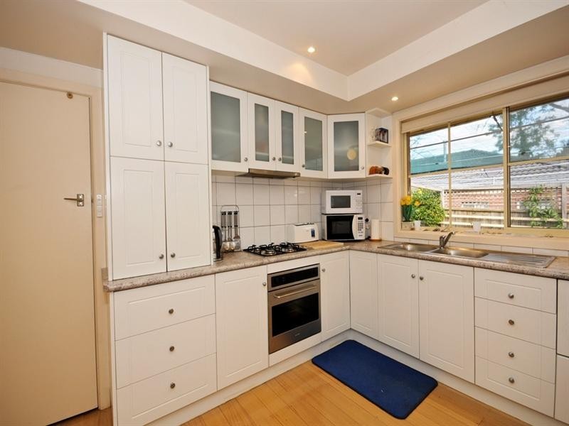 7 Bond Court, Croydon VIC 3136