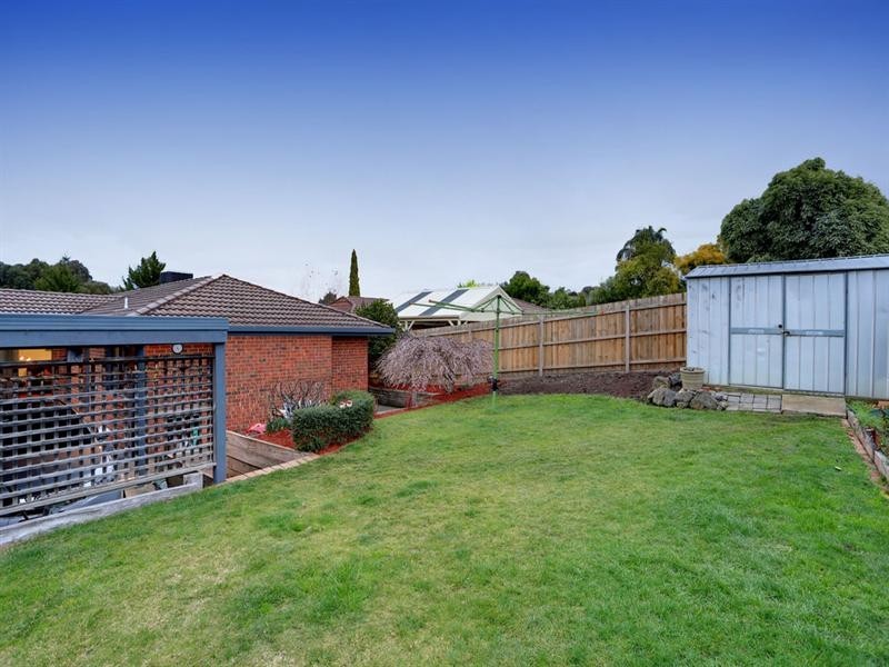 20 PATTERDALE Court, Croydon Hills VIC 3136