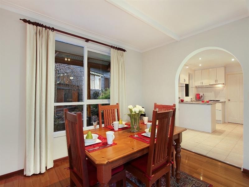 1 LEE ANN Crescent, Croydon VIC 3136