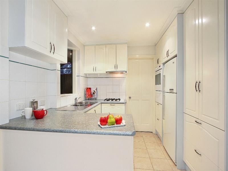 1 LEE ANN Crescent, Croydon VIC 3136