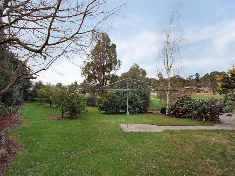 11 HARLEY Crescent, Mooroolbark VIC 3138