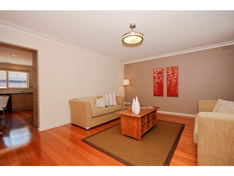 2 AMINGA Court, Croydon VIC 3136