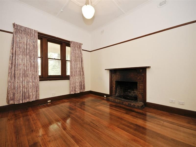 145 Mount Dandenong Road, Croydon VIC 3136