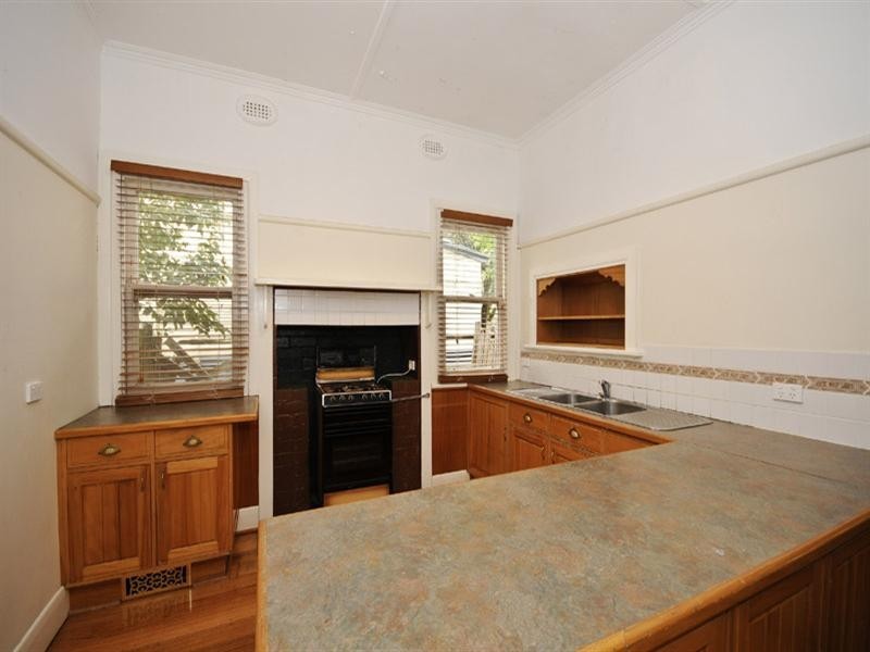 145 Mount Dandenong Road, Croydon VIC 3136