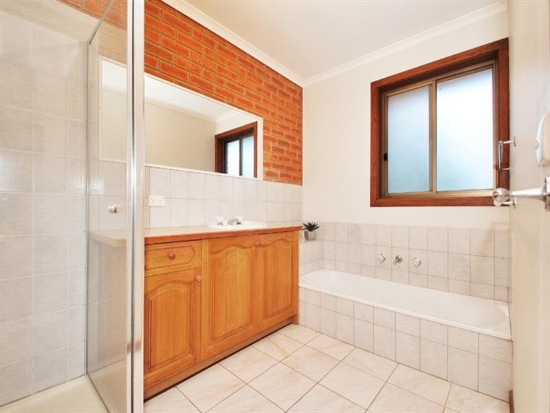 Unit 3, 303 MT DANDENONG Road, Croydon VIC 3136