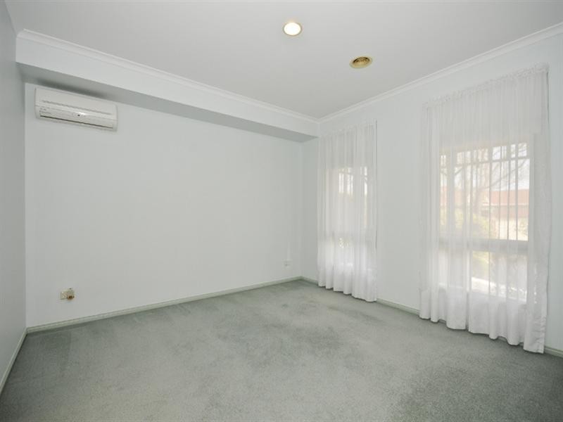 15 BUVELOT Court, Chirnside Park VIC 3116