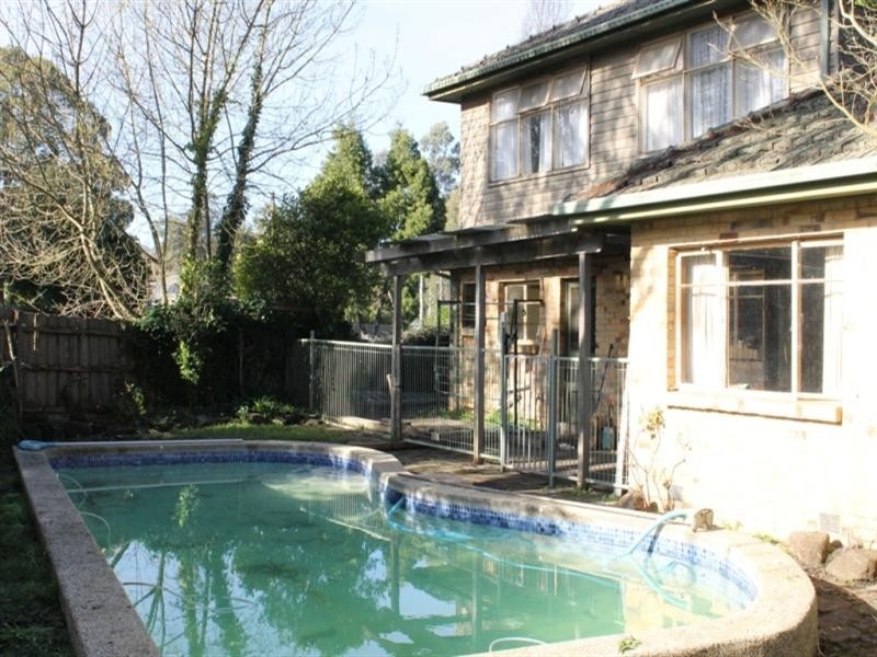 37 Lincoln Road, Croydon VIC 3136