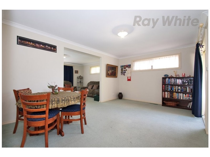 4 Charles Street, Kilsyth VIC 3137