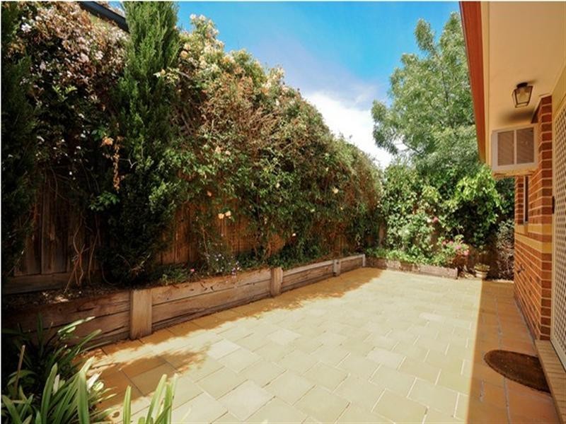 4/12 Mirabel Avenue, Ringwood East VIC 3135