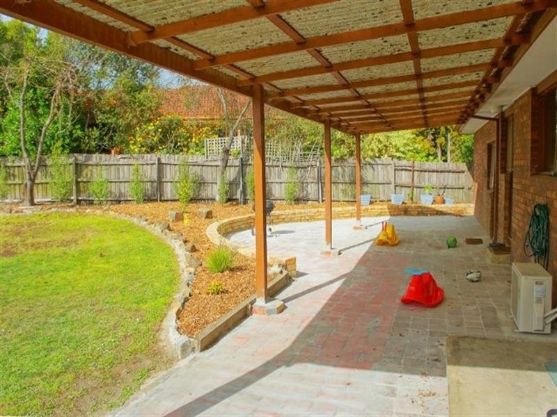 47 Rosemary Avenue, Croydon Hills VIC 3136