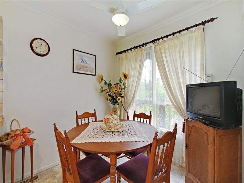 17 GLEN DHU Road, Kilsyth VIC 3137