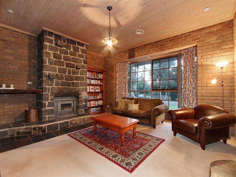 40 BRYSONS Road, Warranwood VIC 3134