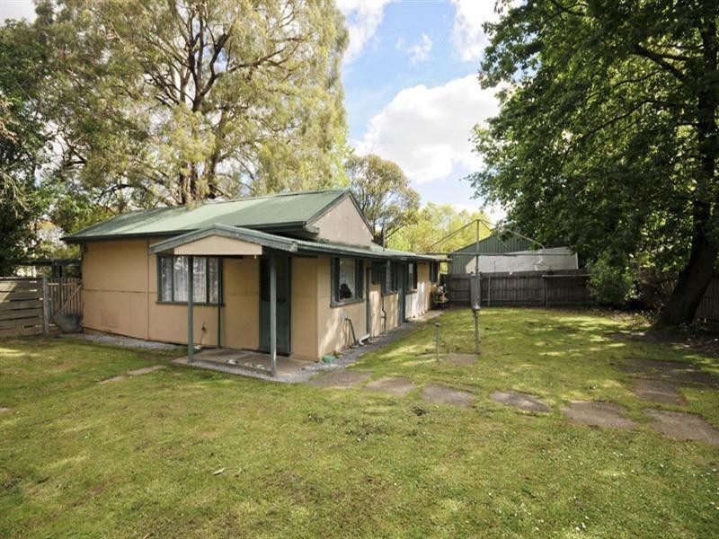 3 WEST Court, Kilsyth VIC 3137