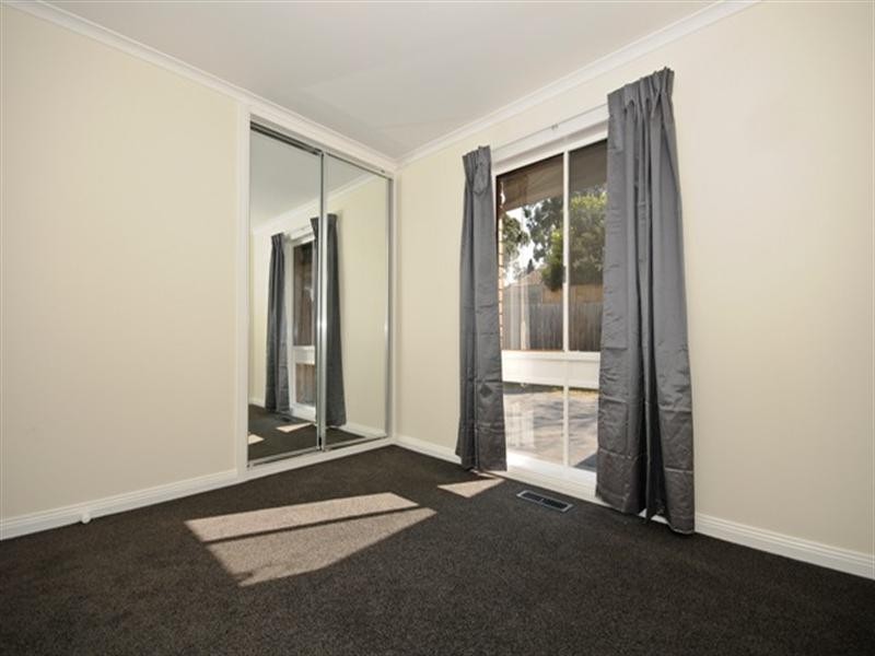 17 Grant Drive, Bayswater North VIC 3153
