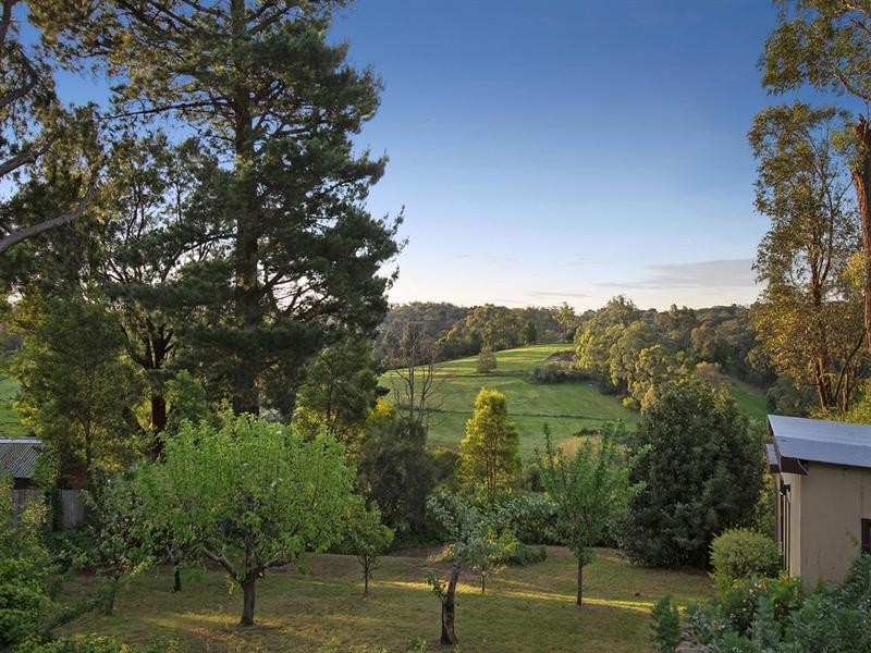 21 MARGARET Road, Mount Evelyn VIC 3796