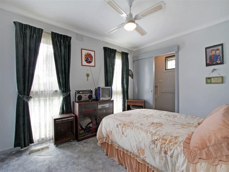 3 MALLANA Court, Croydon VIC 3136