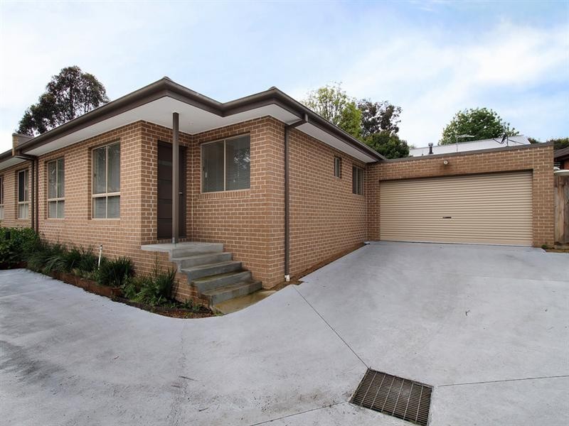 U3/42 ZINA Grove, Mooroolbark VIC 3138