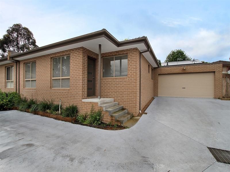 U3/42 ZINA Grove, Mooroolbark VIC 3138