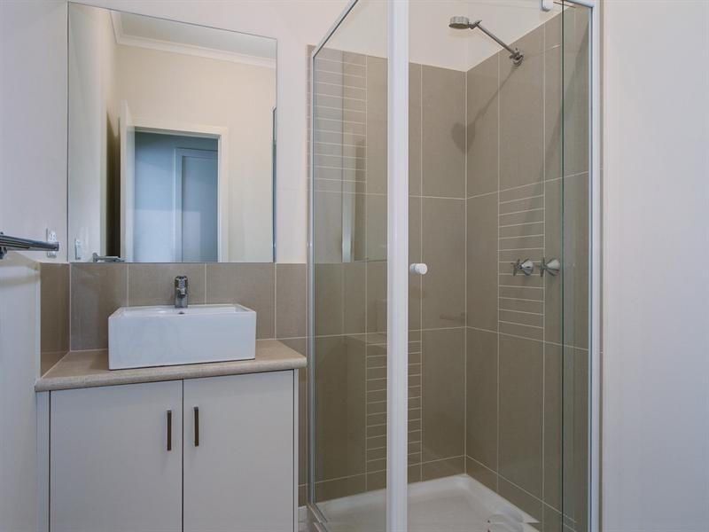 U3/42 ZINA Grove, Mooroolbark VIC 3138