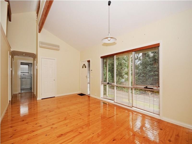 2/60 SURREY ROAD East, Croydon VIC 3136
