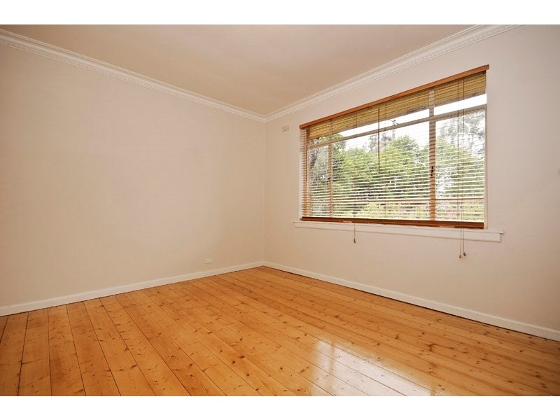 49 WICKLOW Avenue, Croydon VIC 3136