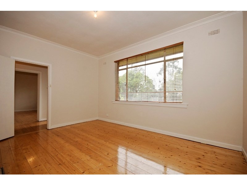 49 WICKLOW Avenue, Croydon VIC 3136