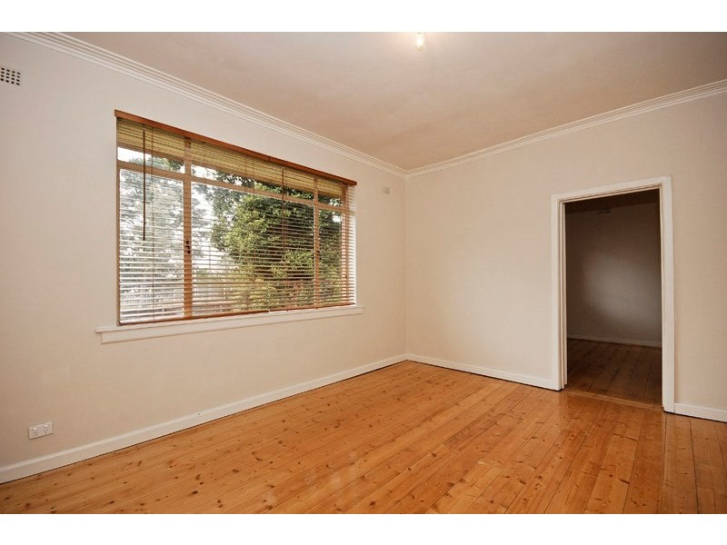 49 WICKLOW Avenue, Croydon VIC 3136