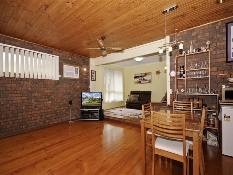 28 BINBROOK Drive, Croydon VIC 3136