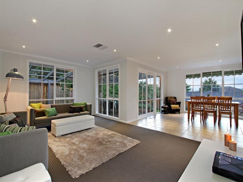 5 LANIER Crescent, Croydon North VIC 3136