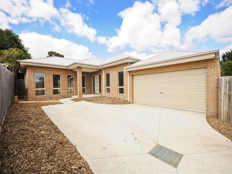 22a Ballantyne Crescent, Kilsyth VIC 3137