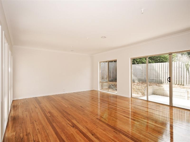 22a Ballantyne Crescent, Kilsyth VIC 3137