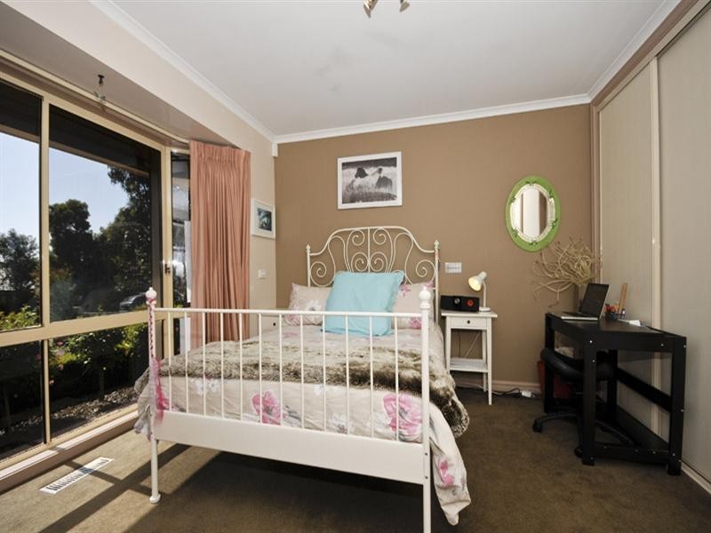 8-9 Independence Rise, Kilsyth South VIC 3137