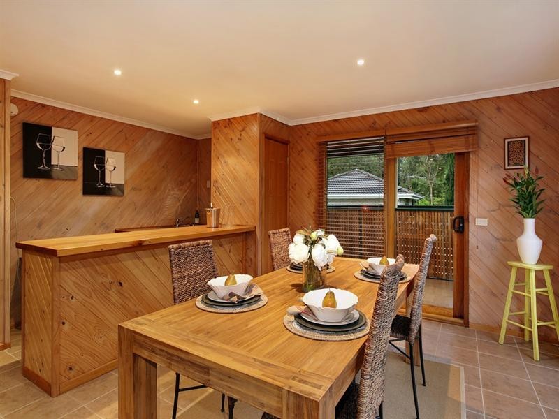 25 OLIVE Grove, Lilydale VIC 3140