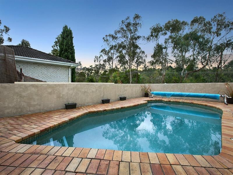 25 OLIVE Grove, Lilydale VIC 3140