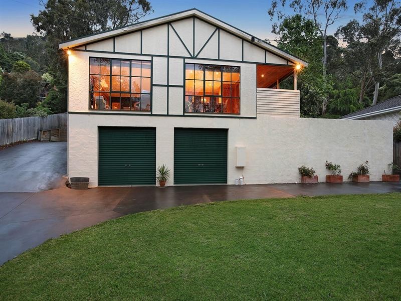 25 OLIVE Grove, Lilydale VIC 3140