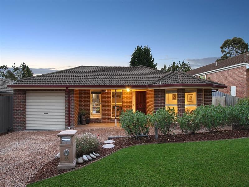 58 MULDURI Crescent, Croydon South VIC 3136