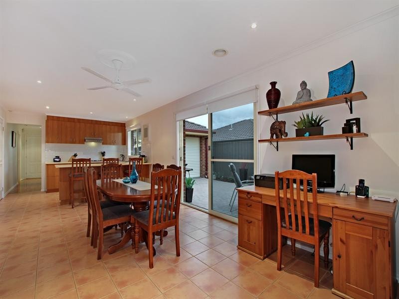 58 MULDURI Crescent, Croydon South VIC 3136