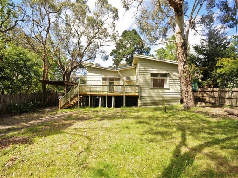 76 Lincoln Road, Croydon VIC 3136
