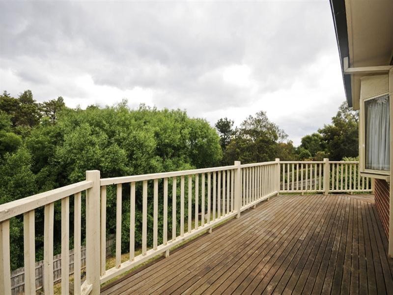 9 Waterview Terrace, Lilydale VIC 3140