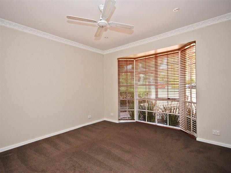 60 LANGDALE Drive, Croydon Hills VIC 3136