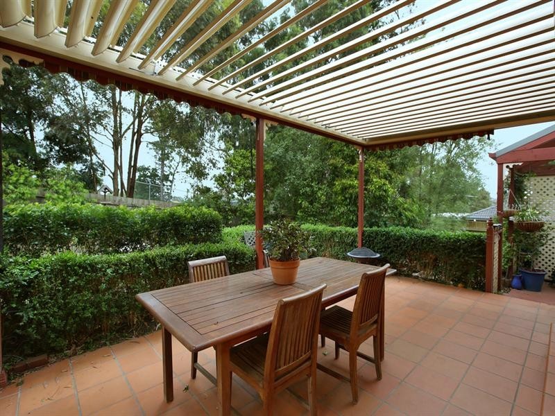 8 MCKERRAL Place, Croydon North VIC 3136