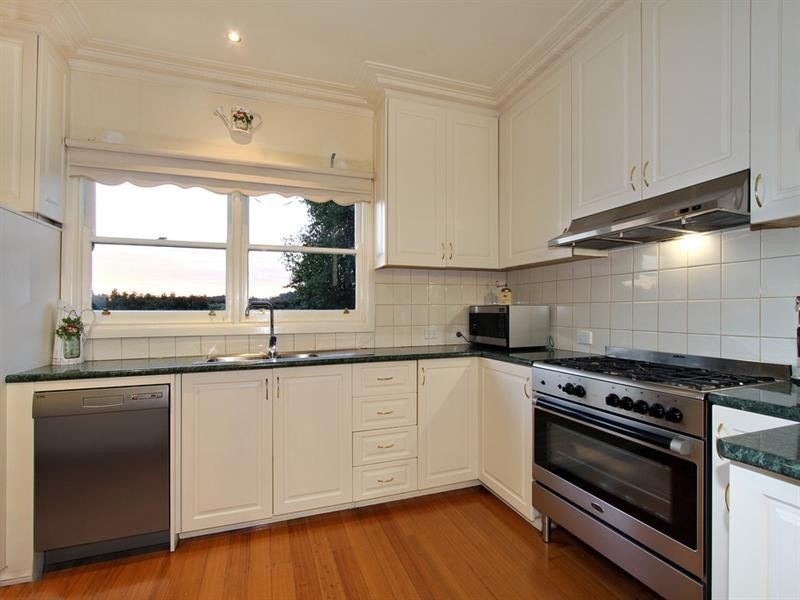 19 Donald Street, Croydon VIC 3136