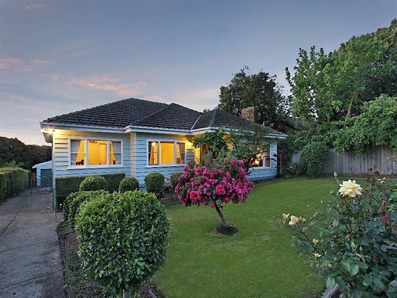 19 Donald Street, Croydon VIC 3136