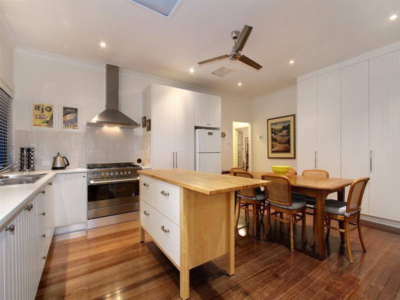 26 CROYDON Way, Croydon VIC 3136