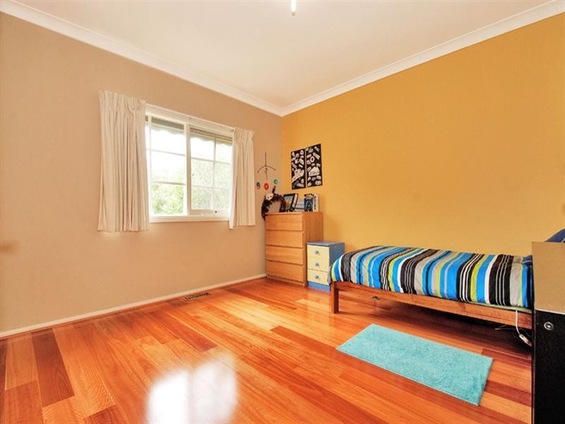 7 The Loch, Croydon Hills VIC 3136