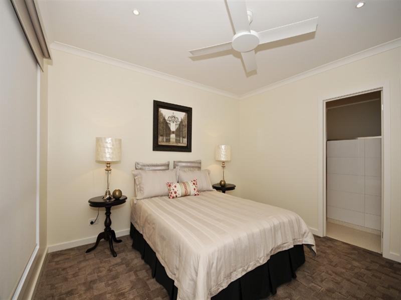 16 GLENDALE Court, Kilsyth VIC 3137